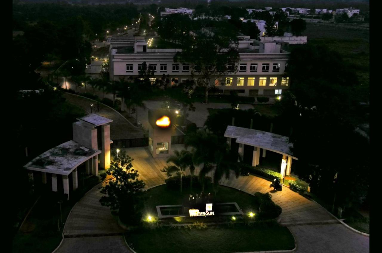 Spree Resort At Century Wintersun Dod Ballapur Exterior photo
