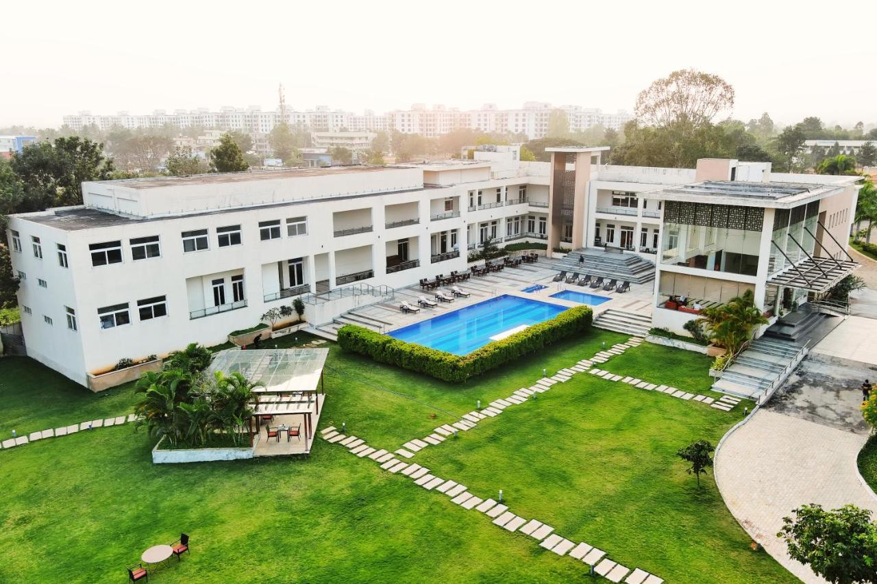 Spree Resort At Century Wintersun Dod Ballapur Exterior photo
